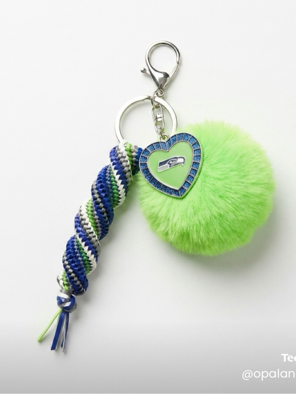 🌟Seahawks Spirit Glow Keychain - Picture 2 of 3